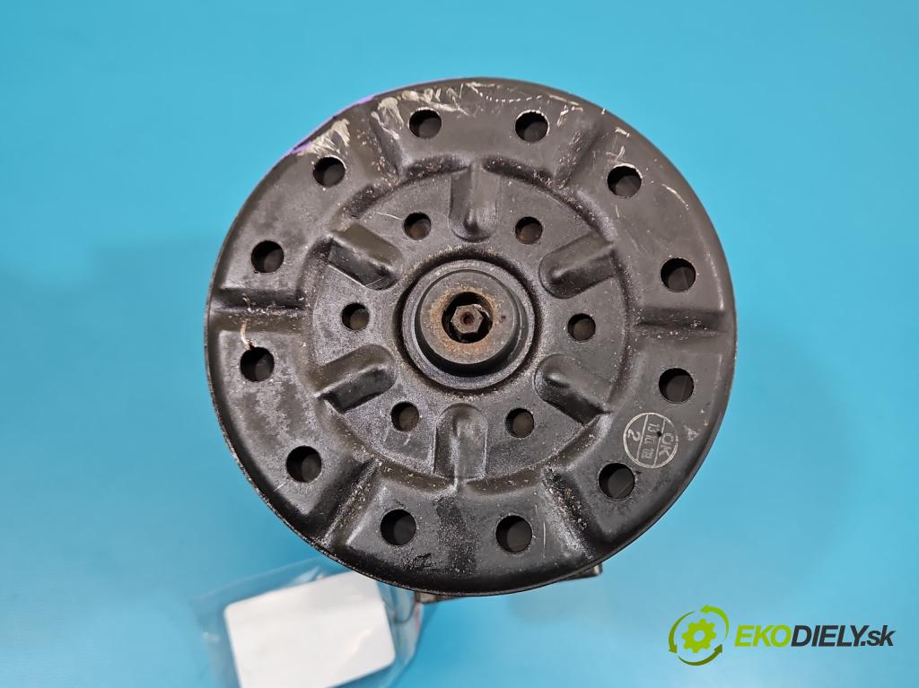 Toyota Avensis III T27 2009-2018 2.0 D4D 126 HP manual 93 kW 1998 cm3 4- Kompresor: klimatizácie 447260-1258 (Kompresor klimatizácie)