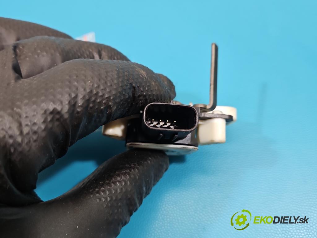 Toyota Avensis III T27 2009-2018 2.0 D4D 126 hp manual 93 kW 1998 cm3 4- Senzory: 89510-20041