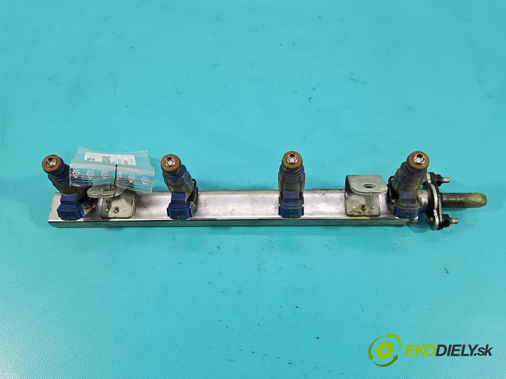 Hyundai I30 II 2012-2016 1.4 16v 100 HP manual 73.2 kW 1396 cm3 5- vstrek 35310-2B000 (Vstrekovač paliva)