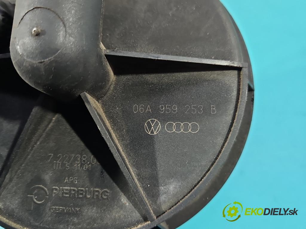 Audi A3 8L 1996-2003 1.6 SR 102 HP manual 75 kW 1595 cm3 3- pompa vzduchu sekundární: 06A959253B