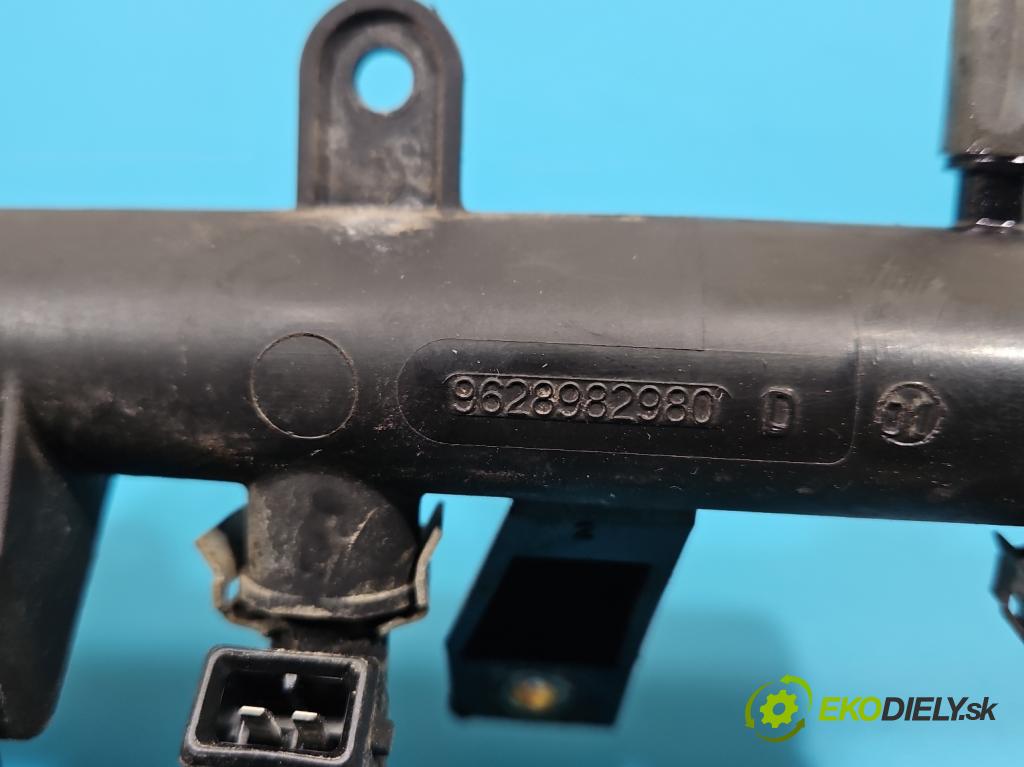 Citroen C3 I 2002-2009 1.1 8V 60 HP manual 44 kW 1124 cm3 5- vstrek IPM002 (Vstrekovač paliva)