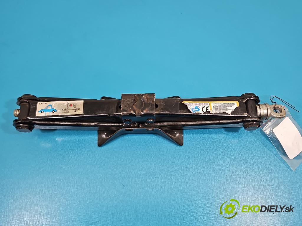 Citroen C3 I 2002-2009 1.1 8V 60 HP manual 44 kW 1124 cm3 5- mechanizmus okna automobilovy