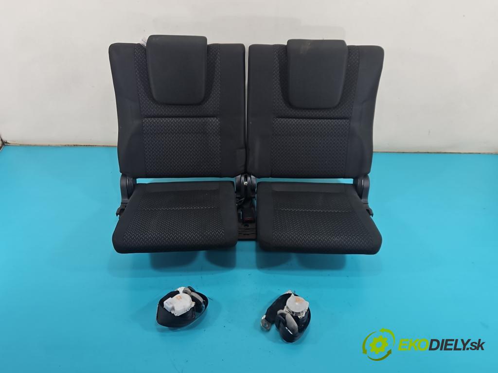 Toyota Corolla Verso II 2004-2009 2.2 d4d 136 HP manual 100 kW 2231 cm3 5- Pohovka: zadné  (Sedadlo)