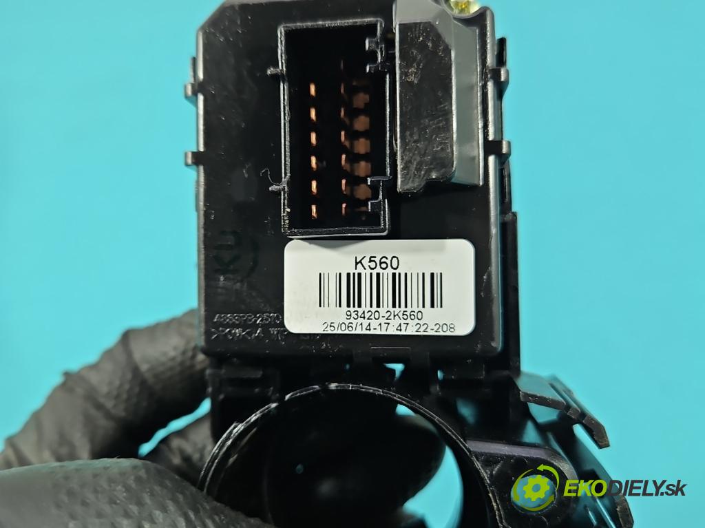 Hyundai I30 II 2012-2016 1.6 crdi 110 HP manual 81 kW 1582 cm3 5- prepínač komplex: 93420-2K560 (Prepínacie páčky pod volantom)