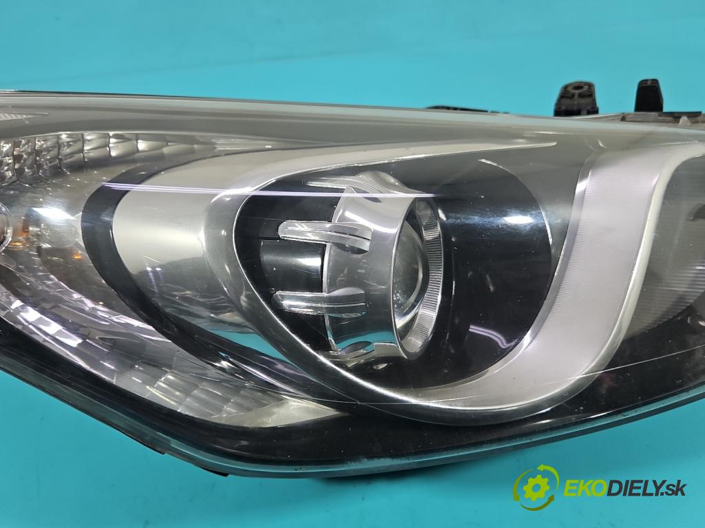 Hyundai I30 II 2012-2016 1.6 crdi 110 HP manual 81 kW 1582 cm3 5- Reflektor: pravý 92102-A6100 (Svetlo predné pravé)