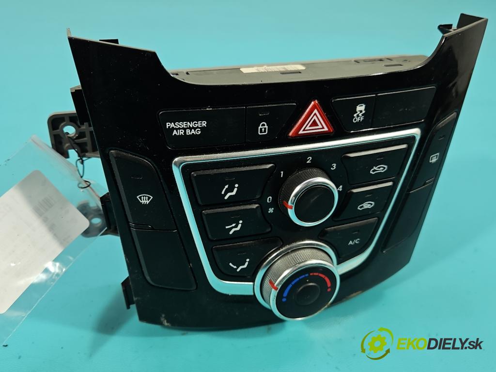Hyundai I30 II 2012-2016 1.6 crdi 110 HP manual 81 kW 1582 cm3 5- panel kúrenia 97250-A6040GU