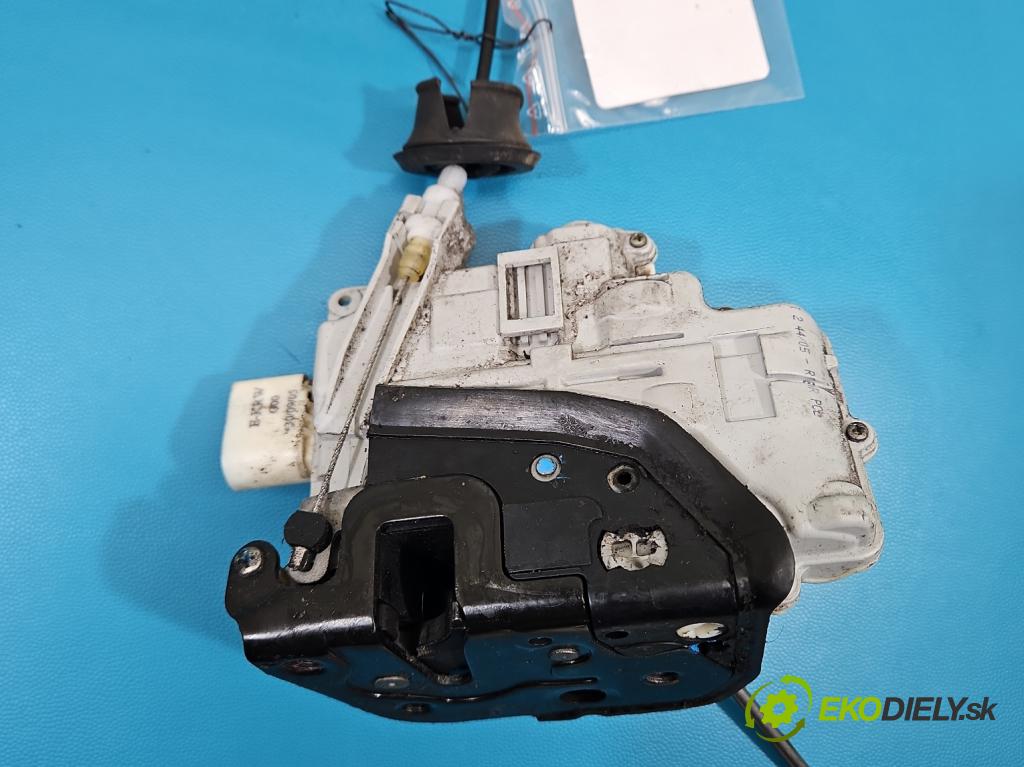 Audi A6 C6 2004-2011 2.7 TDI 179KM automatic 132 kW 2698 cm3 5- zámok zadné pravý 4F0839016