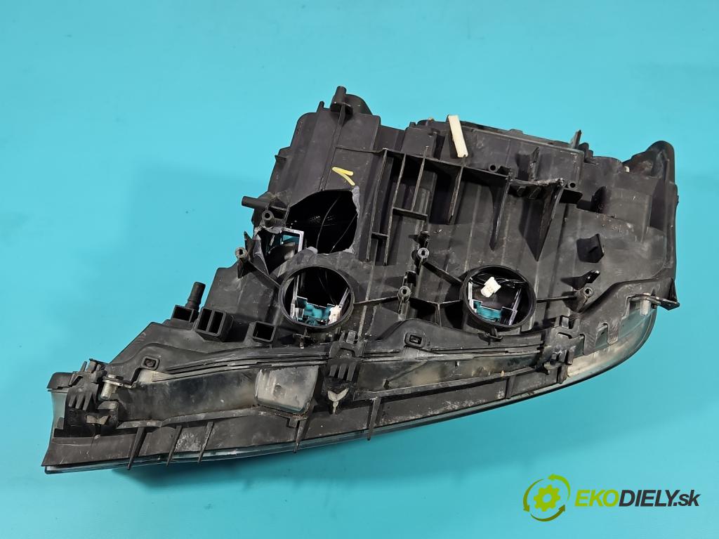 Bmw 3 F30 2011-2018 2.0d 184hp manual 135 kW 1995 cm3 4- Reflektor: pravý 7259526 (Svetlo predné pravé)