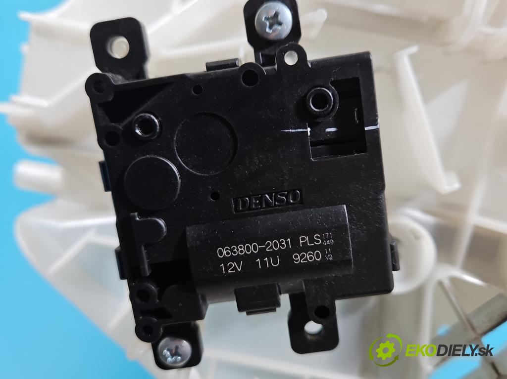 Lexus NX I 2014-2021 2.0 T 238hp automatic 175 kW 1998 cm3 5- radiátor 87010-78051 (Radiátor topení)