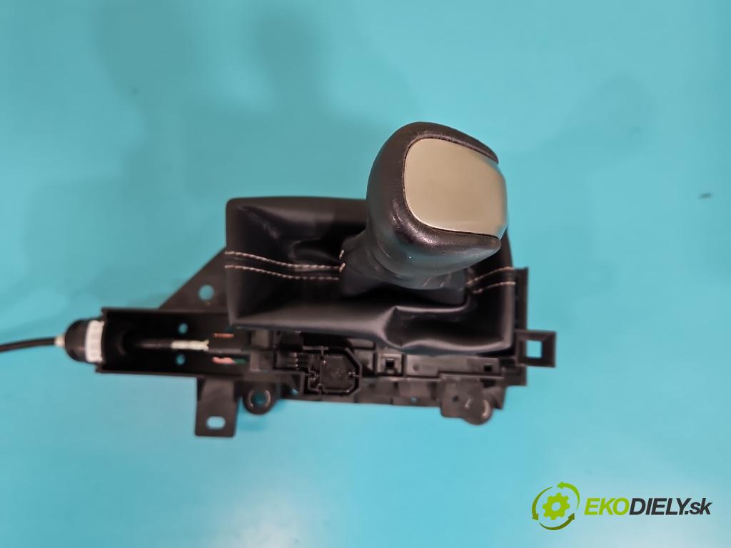 Lexus NX I 2014-2021 2.0 T 238HP automatic 175 kW 1998 cm3 5- Páka: Změny: stupeň,rýchlosť 75M013 (Rýchlostná páka (kulisa))