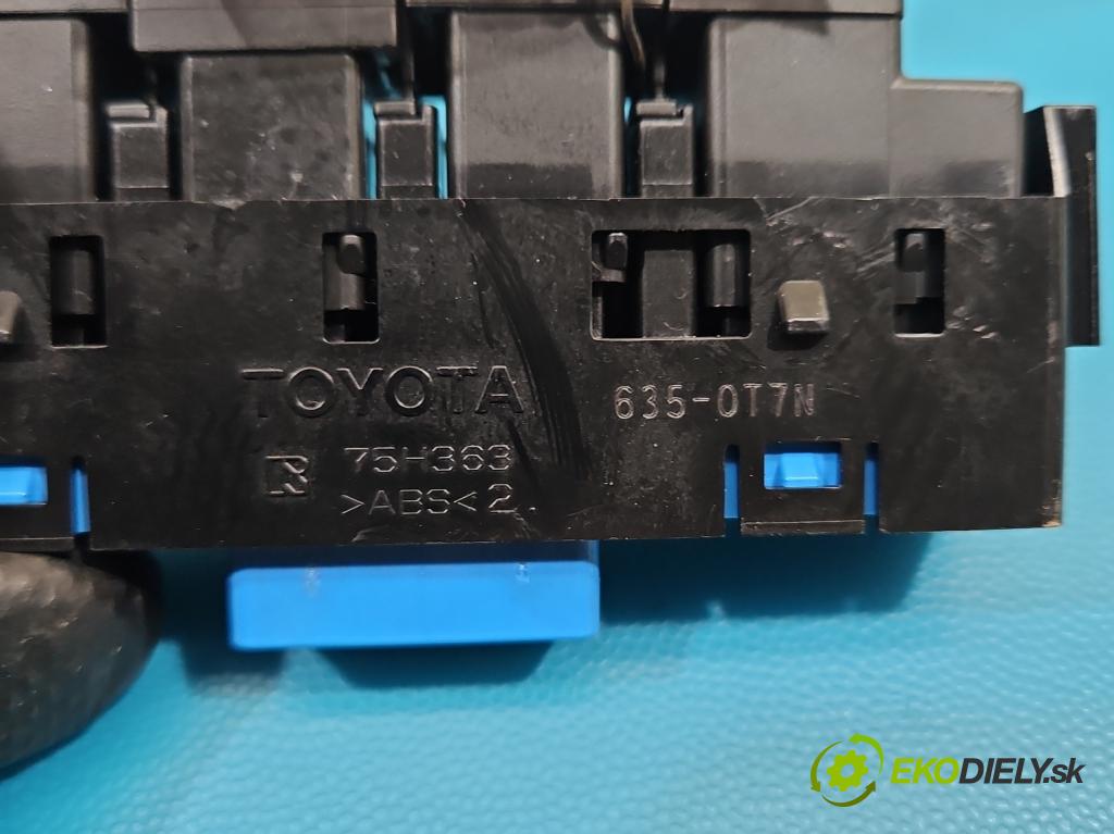Lexus NX I 2014-2021 2.0 T 238HP automatic 175 kW 1998 cm3 5- prepínač ostatné 75H363