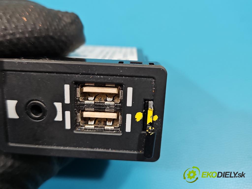 Lexus NX I 2014-2021 2.0 T 238HP automatic 175 kW 1998 cm3 5- zásuvka USB 86190-11010