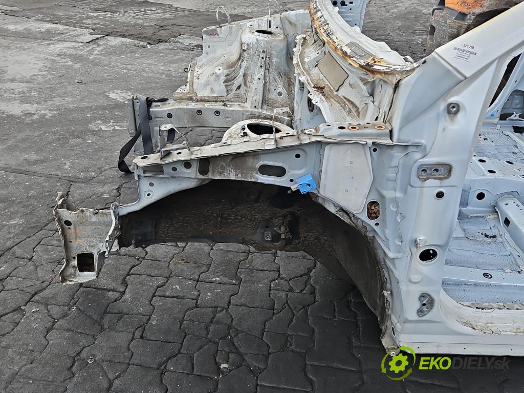 Lexus NX I 2014-2021 2.0 T 238HP automatic 175 kW 1998 cm3 5- štvrťka ľavé