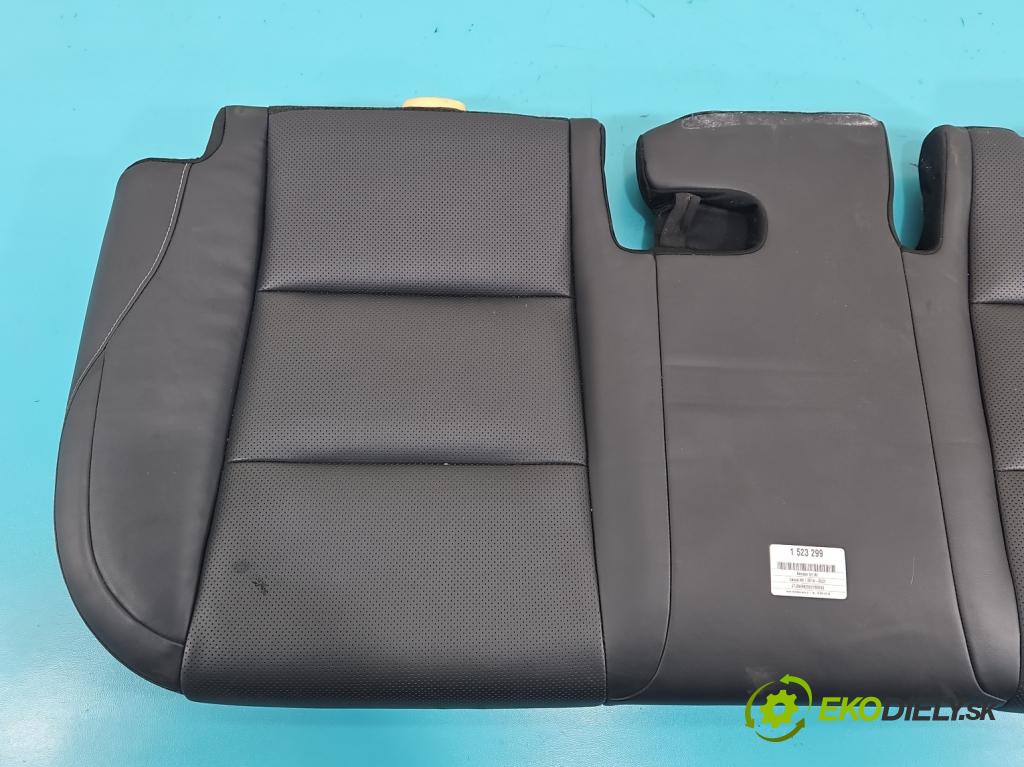 Lexus NX I 2014-2021 2.0 T 238hp automatic 175 kW 1998 cm3 5- Pohovka: zadní  (Sedadlo)