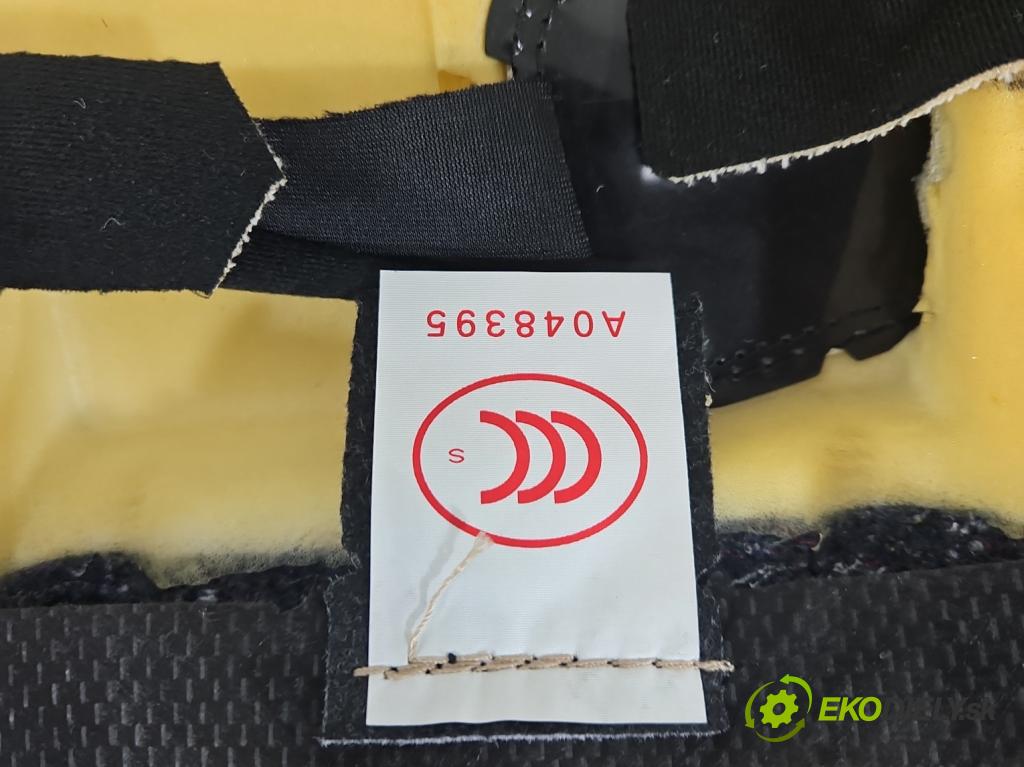 Lexus NX I 2014-2021 2.0 T 238hp automatic 175 kW 1998 cm3 5- Pohovka: zadní  (Sedadlo)