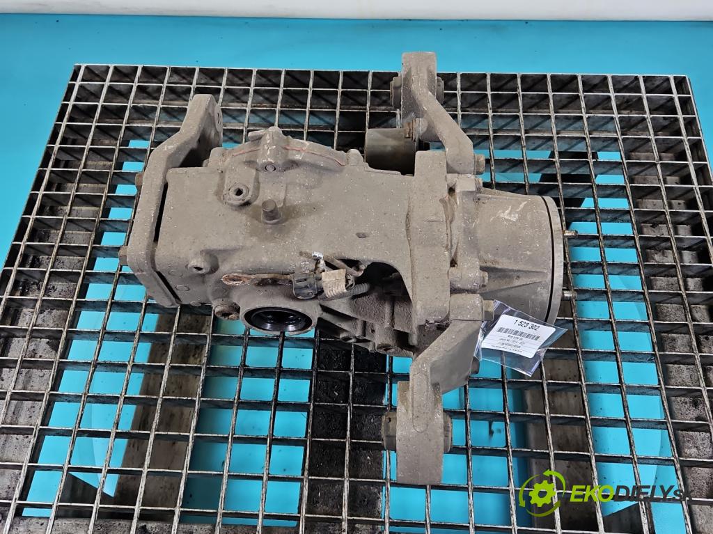 Lexus NX I 2014-2021 2.0 T 238HP automatic 175 kW 1998 cm3 5- Most: zadní: