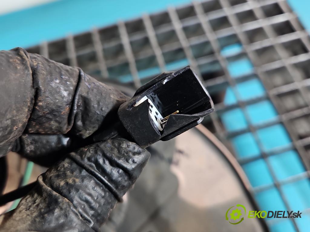 Lexus NX I 2014-2021 2.0 T 238HP automatic 175 kW 1998 cm3 5- náboj pravé  (Náboj kolesa)