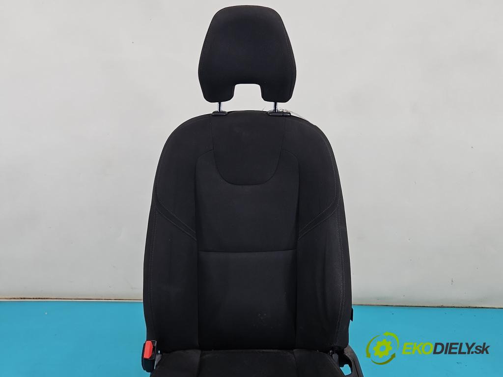 Volvo V40 II 2012-2019 1.6 T3 150 HP manual 110 kW 1596 cm3 5- Sedačka ľavý  (Sedadlo)
