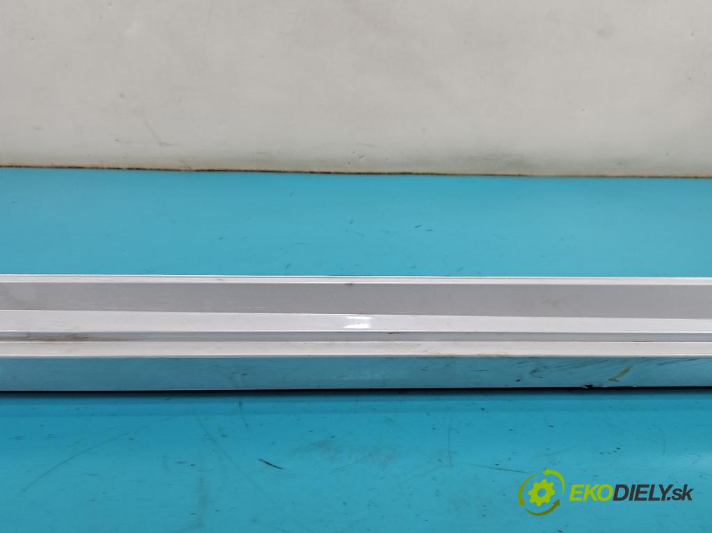 Lexus CT 2010-2022 1.8 VVTI 99 HP automatic 73 kW 1798 cm3 5- lišta práh: pravé 75851-76010 (Lišta prahová)