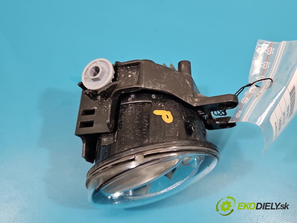 Lexus CT 2010-2022 1.8 VVTI 99 hp automatic 73 kW 1798 cm3 5- Halogen pravý  (Klika dveří ostatní)