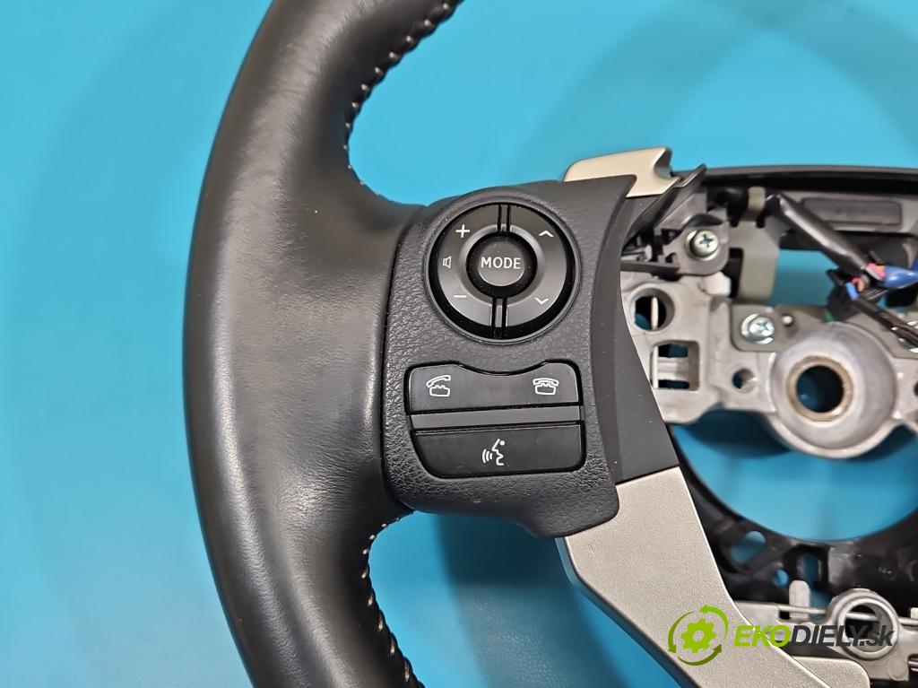 Lexus CT 2010-2022 1.8 VVTI 99 HP automatic 73 kW 1798 cm3 5- volant  (Volant)