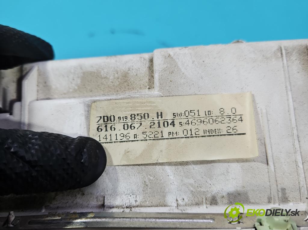 Vw Transporter T4 1990-2003 1.9 TD 68 HP manual 50 kW 1896 cm3 5- prístrojovka/ budíky 7D0919850H (Prístrojová doska)