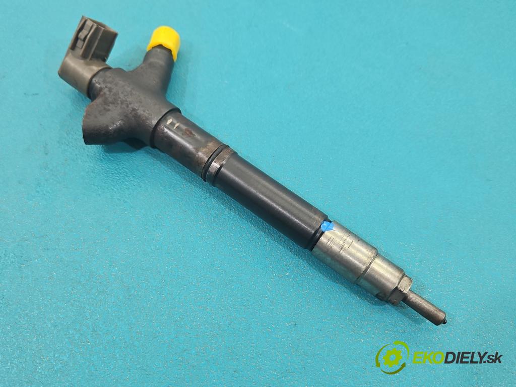 Toyota Avensis III T27 2009-2018 2.0 D4D 126 HP manual 93 kW 1998 cm3 4- vstrek 23670-0R100 (Vstrekovač paliva)