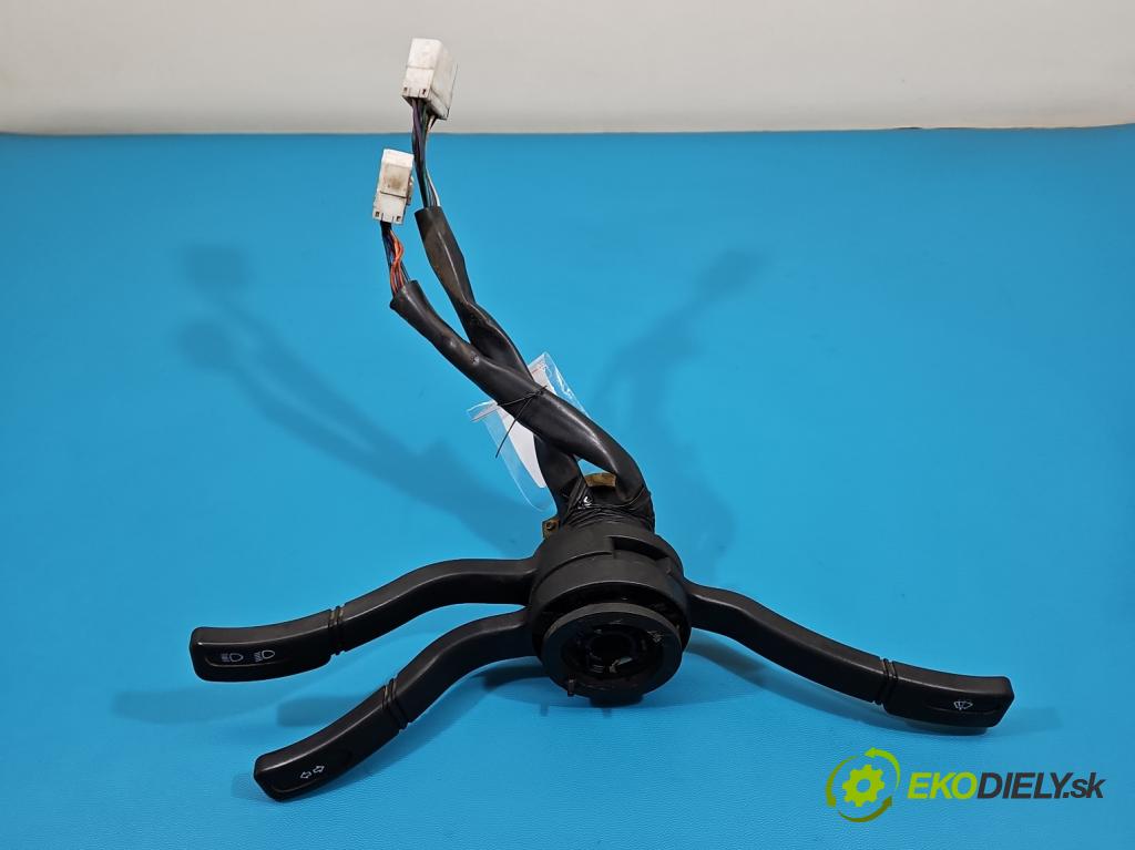 Peugeot Boxer I 1994-2006 2.5 TD 86 HP manual 63 kW 2446 cm3 5- prepínač komplex:  (Prepínacie páčky pod volantom)