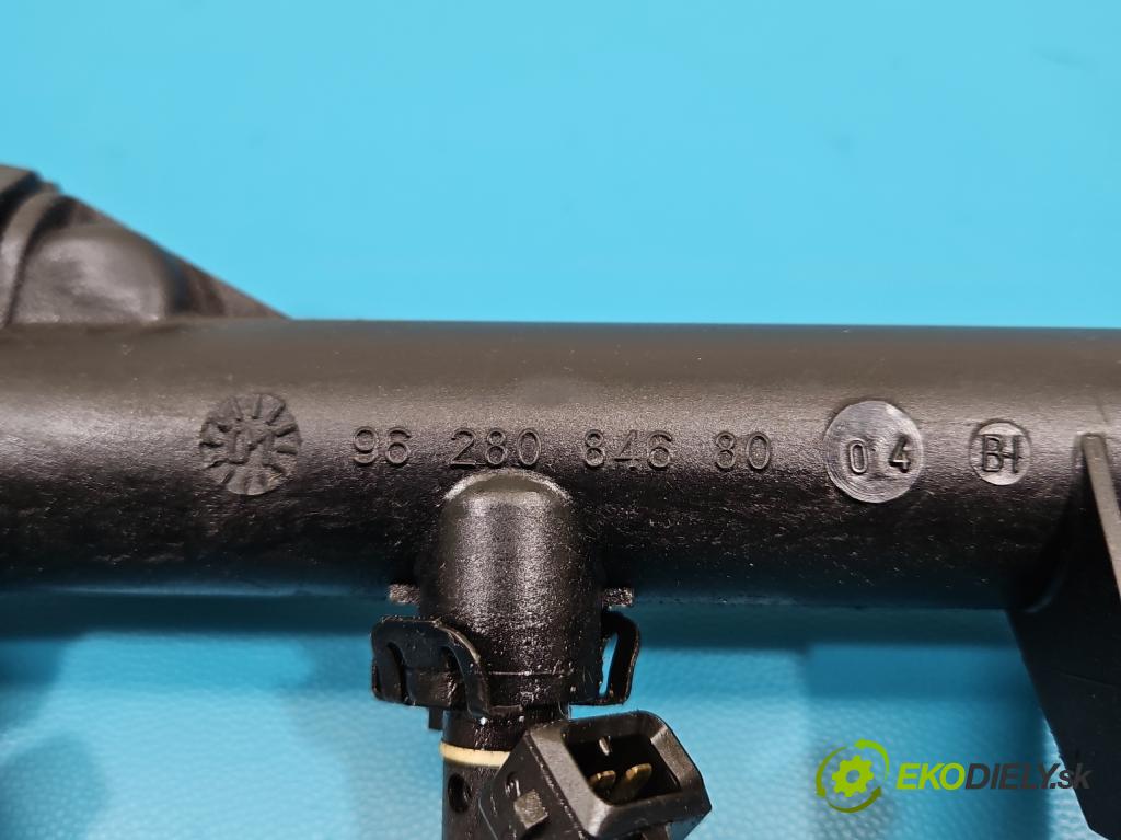 Peugeot 307 2.0 16V 136 HP manual 100 kW 1997 cm3 3- vstrek 01F003A (Vstrekovač paliva)