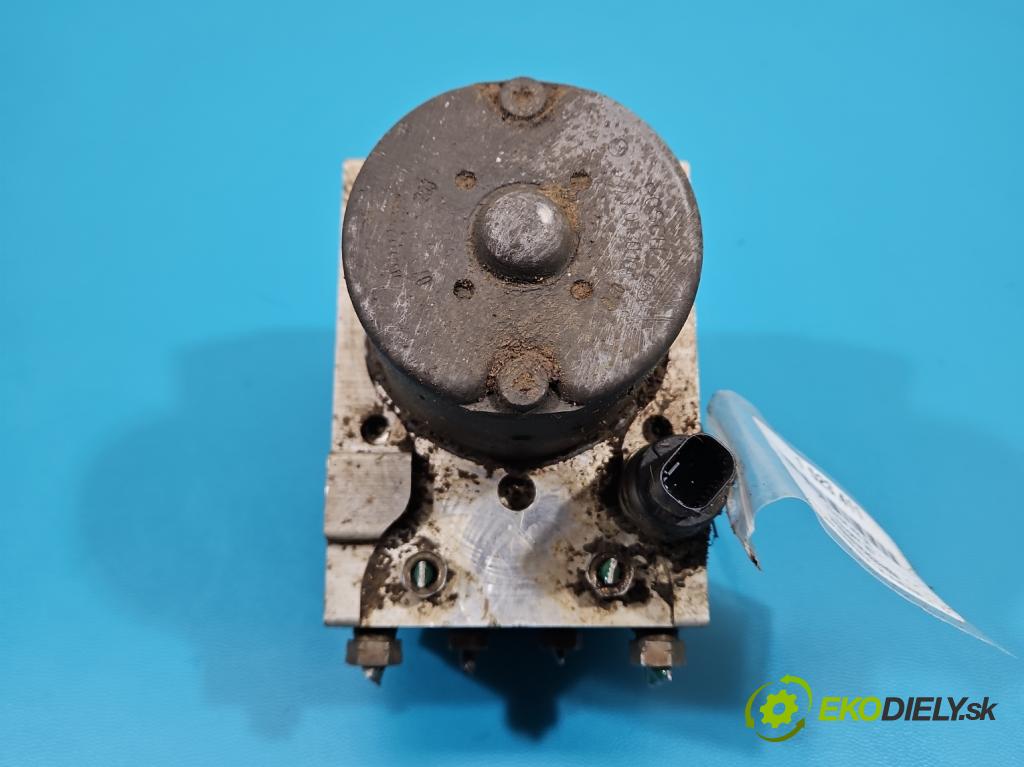 Peugeot 307 2.0 16V 136 HP manual 100 kW 1997 cm3 3- čerpadlo abs 0265950074 (Pumpa ABS)