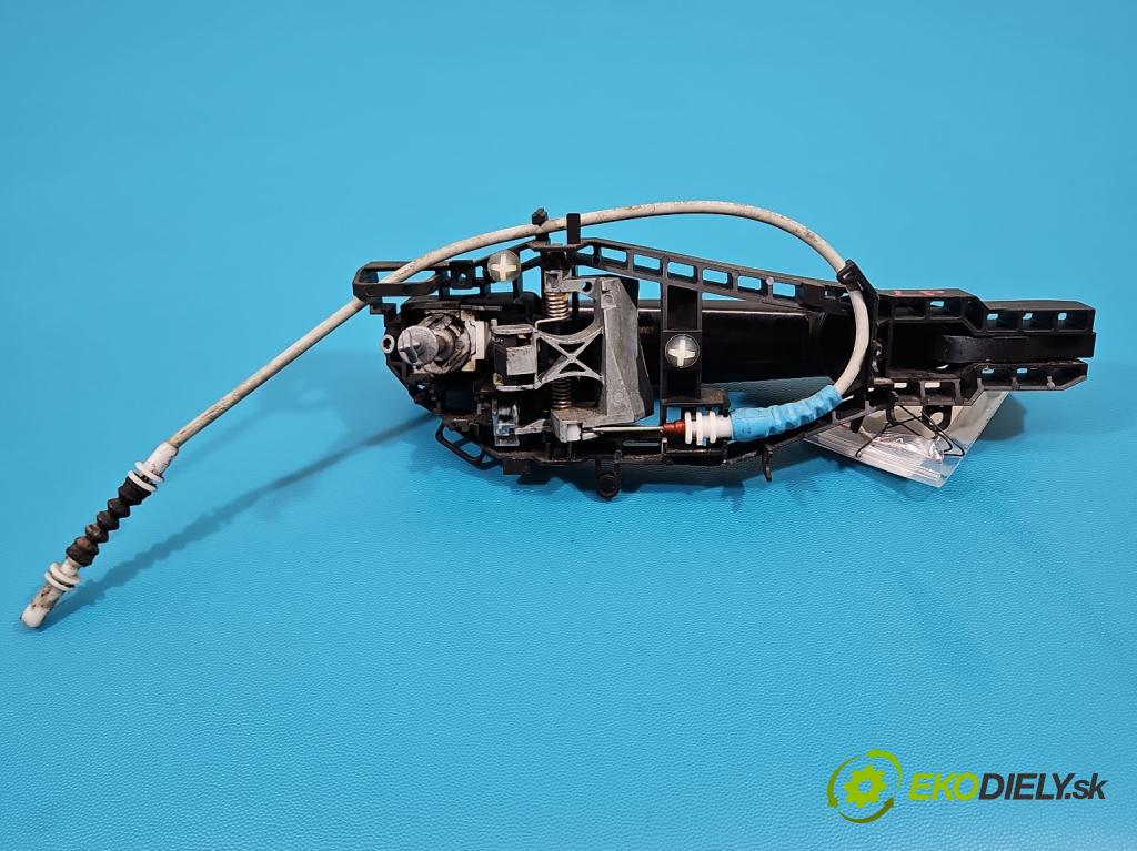 Bmw 3 F30 2011-2018 2.0d 184hp manual 135 kW 1995 cm3 4- rukoväť predné ľavé mimo:  (Kľučka dverí vonkajšia predná ľavá)