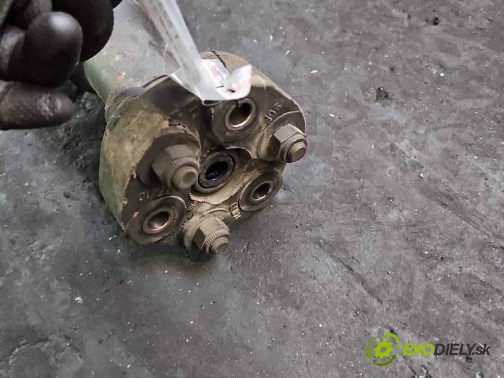 Bmw 3 E46 1998-2007 1.8 116 HP manual 85 kW 1796 cm3 4- Hřídel: zadné  (Kardaňový hriadeľ)