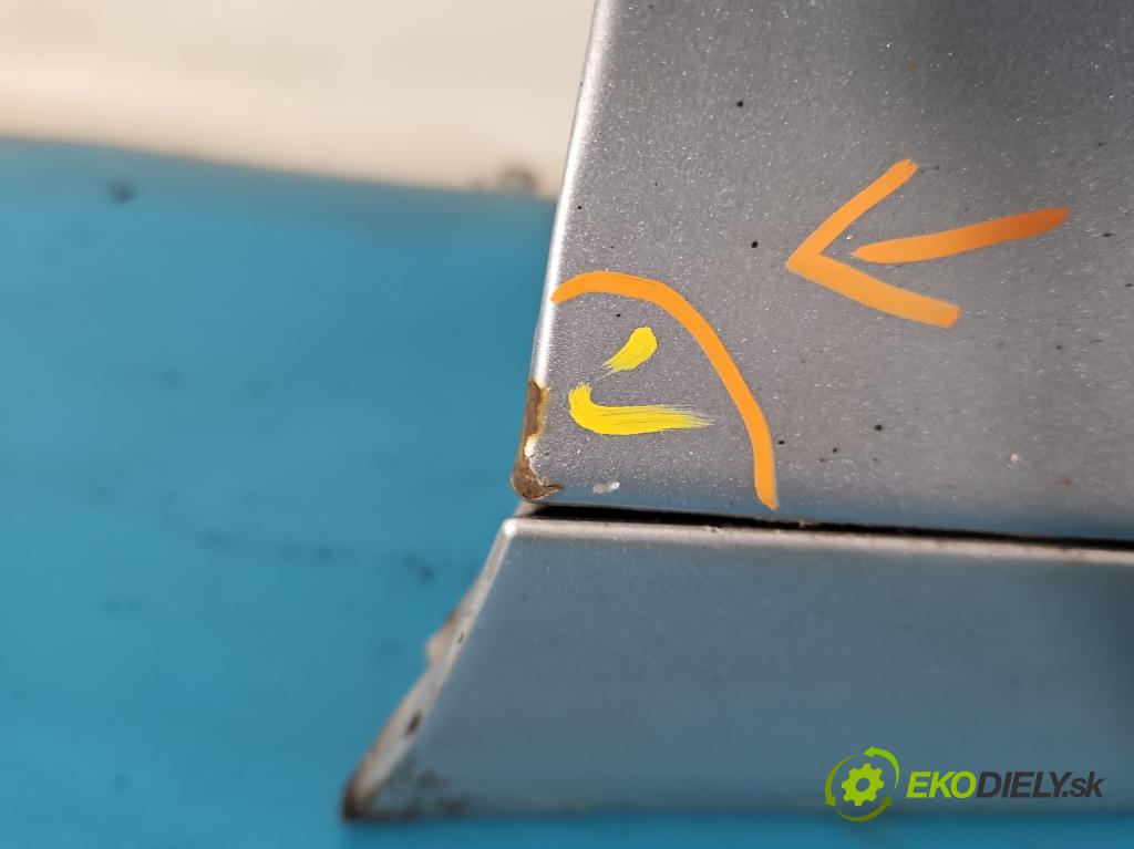 Audi A6 C6 2004-2011 2.7 TDI 179KM automatic 132 kW 2698 cm3 5- dvere predné pravé  (Kľučka dverí ostatné)