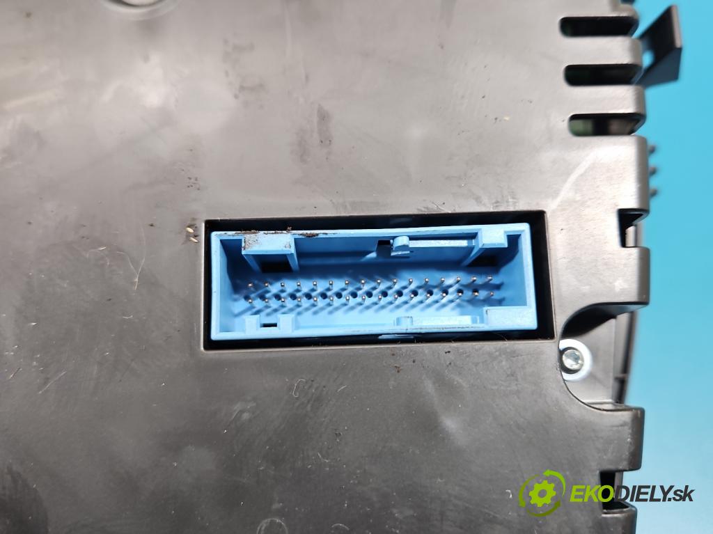 Vw Passat B7 2010-2014 2.0 TSI 211KM automatic 155 kW 1984 cm3 5- prístrojovka/ budíky 3AA920880 (Prístrojová doska)