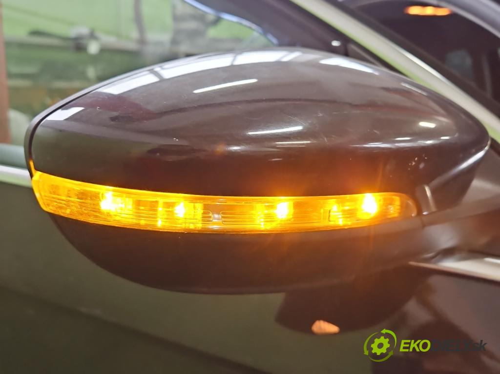 Vw Passat B7 2010-2014 2.0 TSI 211KM automatic 155 kW 1984 cm3 5- zpětné zrcátko pravé  (Klika dveří ostatní)