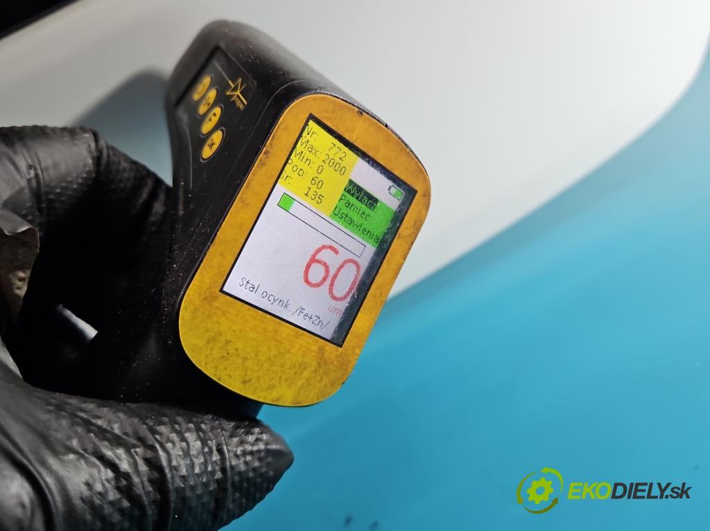 Volvo V40 II 2012-2019 1.6 T3 150 hp manual 110 kW 1596 cm3 5- zadní kufrové dveře  (Zadní kapota (kufr))