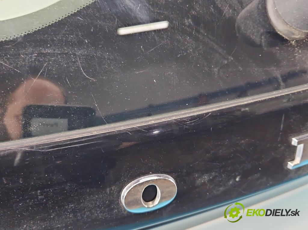 Volvo V40 II 2012-2019 1.6 T3 150 hp manual 110 kW 1596 cm3 5- zadní kufrové dveře  (Zadní kapota (kufr))