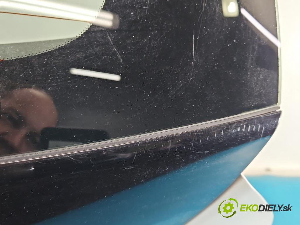 Volvo V40 II 2012-2019 1.6 T3 150 hp manual 110 kW 1596 cm3 5- zadní kufrové dveře  (Zadní kapota (kufr))