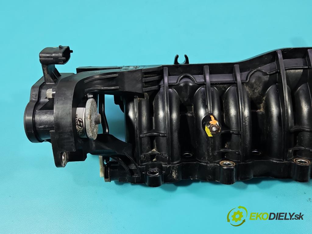 Hyundai I30 II 2012-2016 1.6 crdi 110 hp manual 81 kW 1582 cm3 5- potrubí sací  (Sací potrubí)