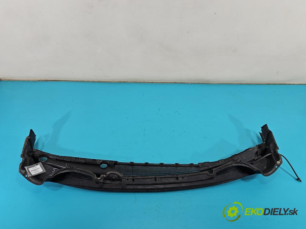 Hyundai I30 II 2012-2016 1.6 crdi 110 HP manual 81 kW 1582 cm3 5- torpédo 86154-A6100 (Torpédo (plast pod čelným sklom))