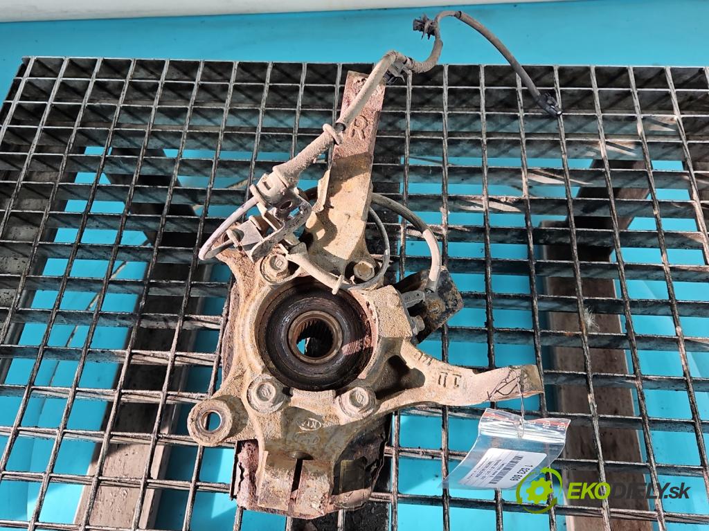 Hyundai I30 II 2012-2016 1.6 crdi 110 HP manual 81 kW 1582 cm3 5- náboj pravé  (Náboj kolesa)