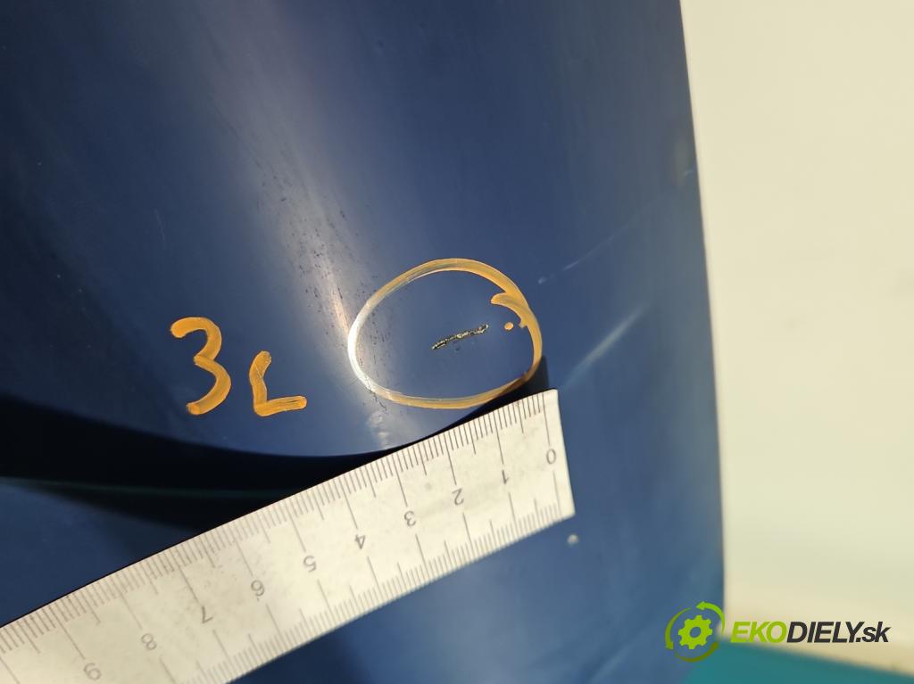 Vw Transporter T4 1990-2003 1.9 TD 68 hp manual 50 kW 1896 cm3 5- zadní kufrové dveře  (Zadní kapota (kufr))