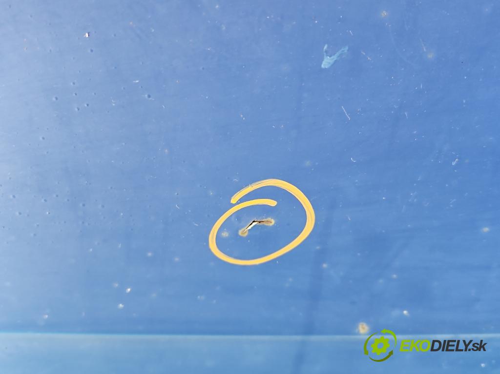 Vw Transporter T4 1990-2003 1.9 TD 68 hp manual 50 kW 1896 cm3 5- zadní kufrové dveře  (Zadní kapota (kufr))