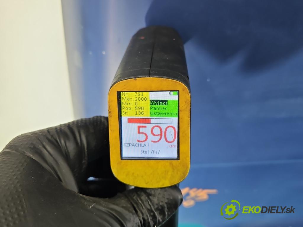 Vw Transporter T4 1990-2003 1.9 TD 68 hp manual 50 kW 1896 cm3 5- zadní kufrové dveře  (Zadní kapota (kufr))