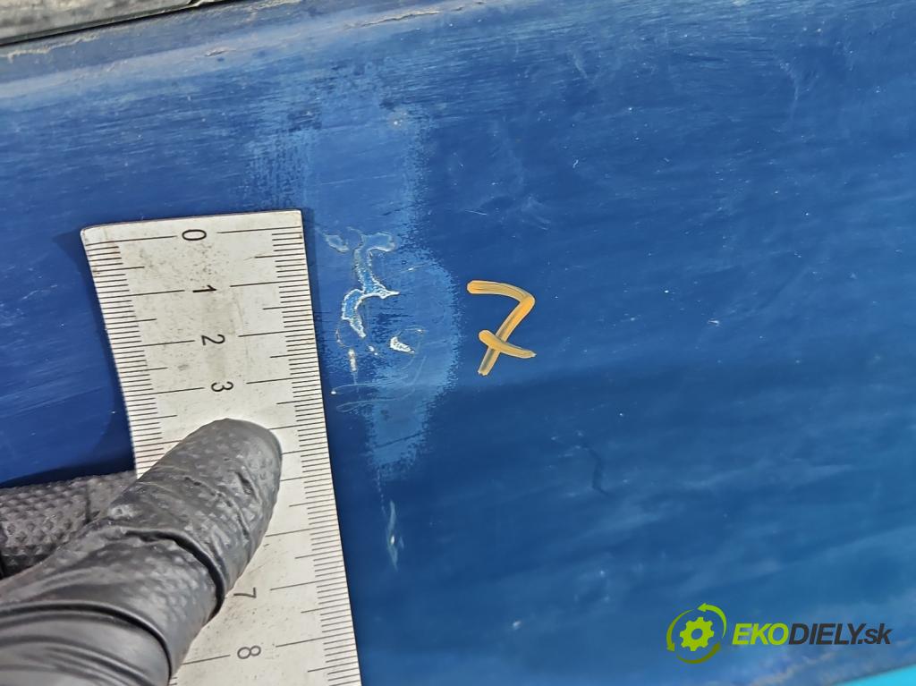 Vw Transporter T4 1990-2003 1.9 TD 68 hp manual 50 kW 1896 cm3 5- zadní kufrové dveře  (Zadní kapota (kufr))