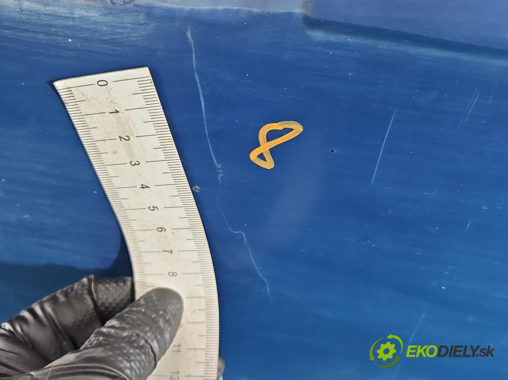 Vw Transporter T4 1990-2003 1.9 TD 68 hp manual 50 kW 1896 cm3 5- zadní kufrové dveře  (Zadní kapota (kufr))