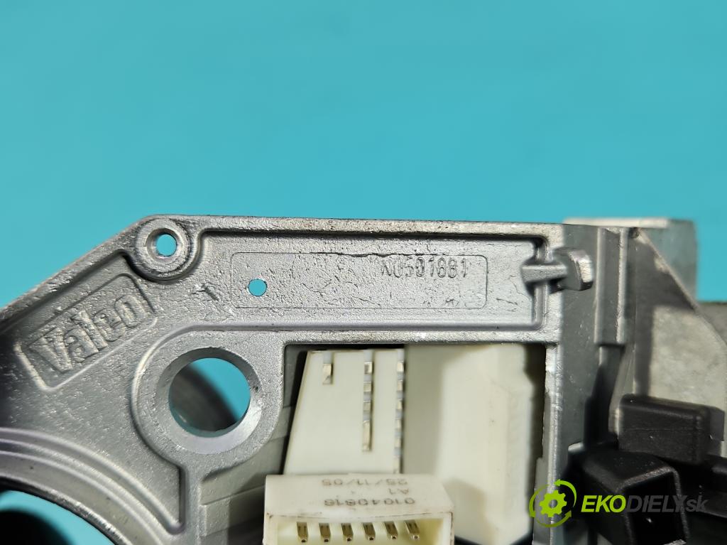 Opel Zafira B 2005-2014 1.9 CDTI 120 HP manual 88 kW 1910 cm3 5- Spínačka  (Spínacia skrinka)