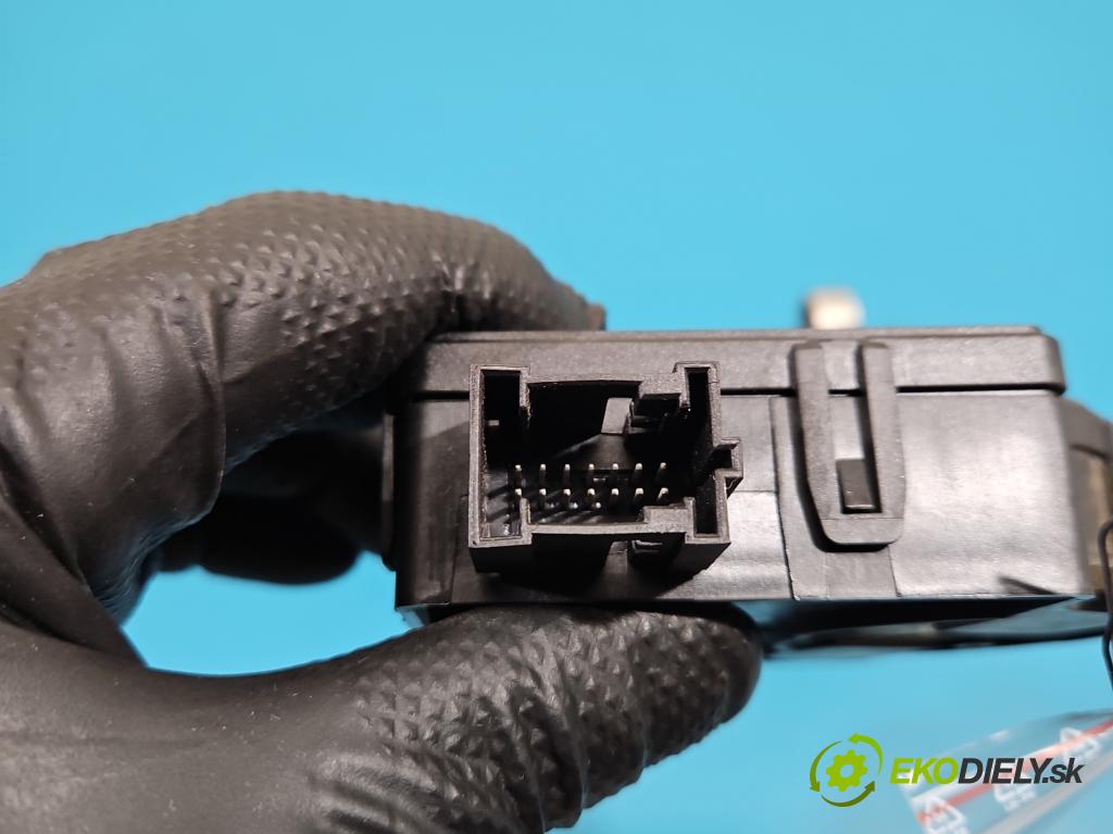 Audi A6 C6 2004-2011 2.7 TDI 179KM automatic 132 kW 2698 cm3 5- kontakt mínus: 4F0915181A