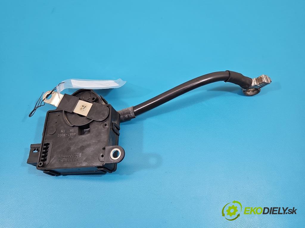 Audi A6 C6 2004-2011 2.7 TDI 179KM automatic 132 kW 2698 cm3 5- kontakt mínus: 4F0915181A