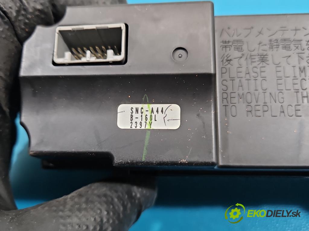 Honda Civic VIII 2006-2011 1.4 16V 95 HP automatic 70 kW 1339 cm3 4- panel kúrenia